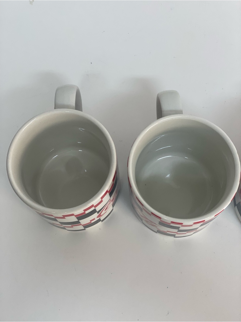 Gibson Coca-Cola Checkerboard Mugs Cups Set of 4 Vintage 1996 Red White Black - Picture 9 of 16
